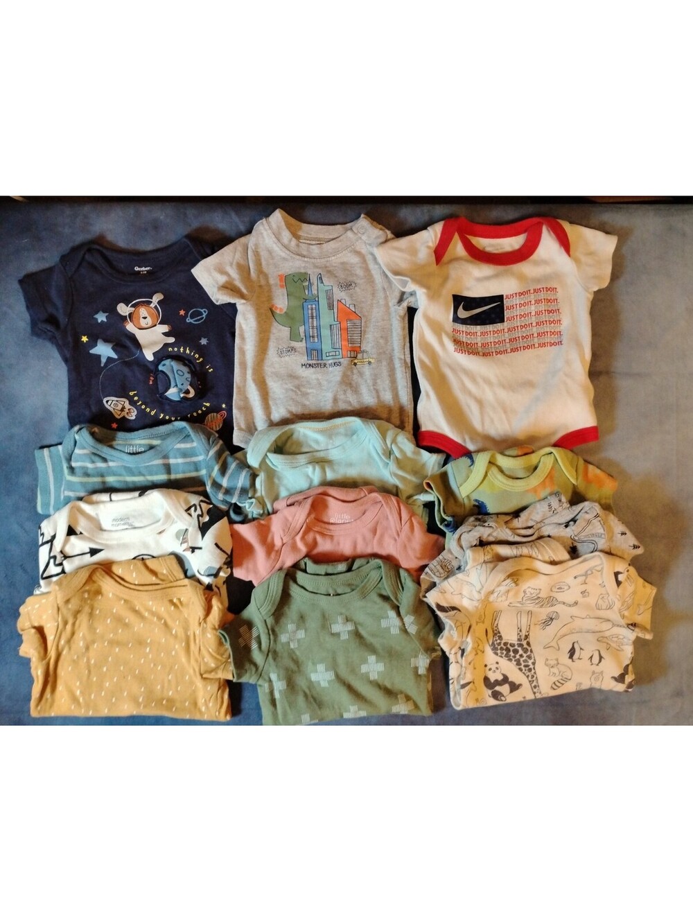 12 boys 0-3 month body suits